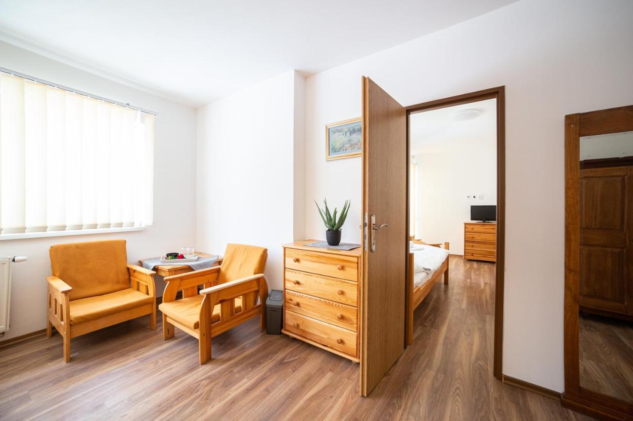 Penzion Palatin Rajecke Teplice Bagian luar foto